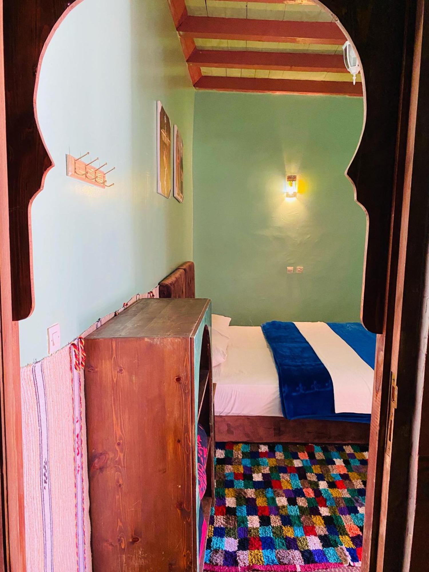 Kasbah Ait Bouguemez Hotel Agouti Exterior photo