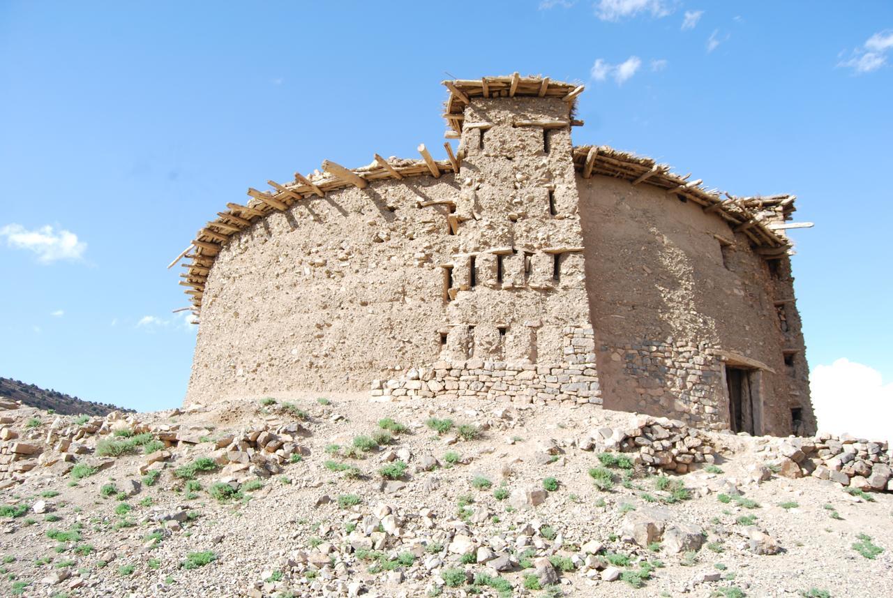 Kasbah Ait Bouguemez Hotel Agouti Exterior photo
