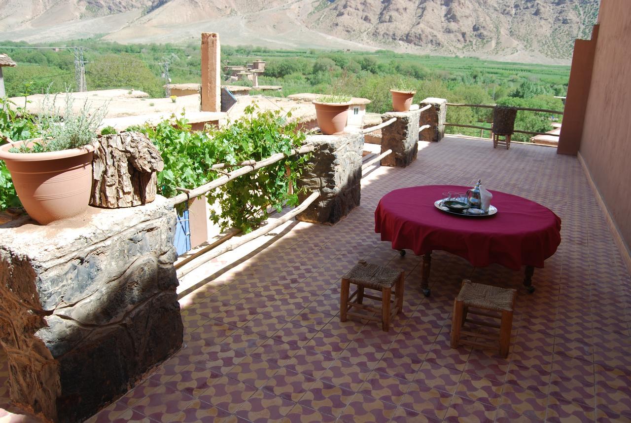 Kasbah Ait Bouguemez Hotel Agouti Exterior photo