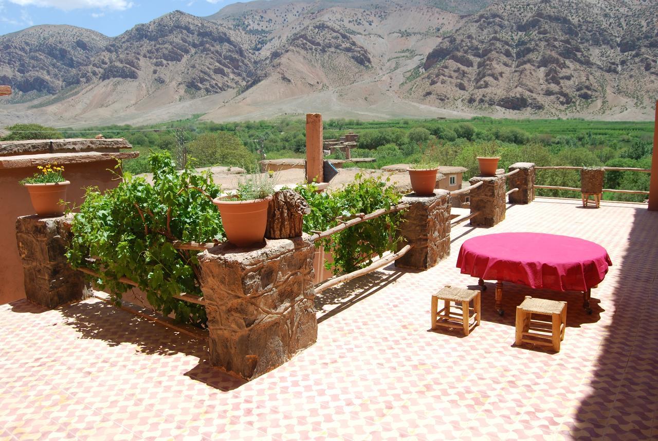Kasbah Ait Bouguemez Hotel Agouti Exterior photo